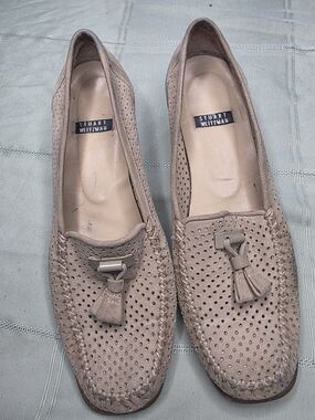 Stuart Weitzman Tan Suede Perforated Tassel Loafers Block Heel Size 7M
